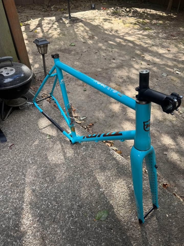Kona Rove LTD frameset in turquoise with its carbon fork, from the seller's Marketplace listing. Photo 2 of 5.